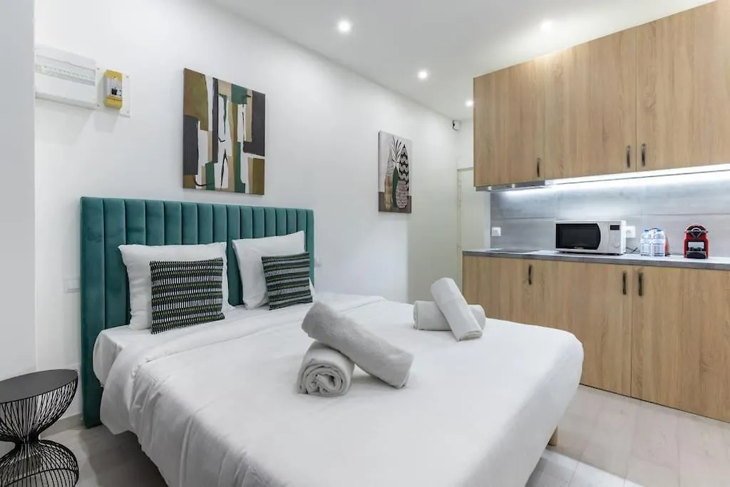 Apartment Lemercier Batignolles Cosy 2p *