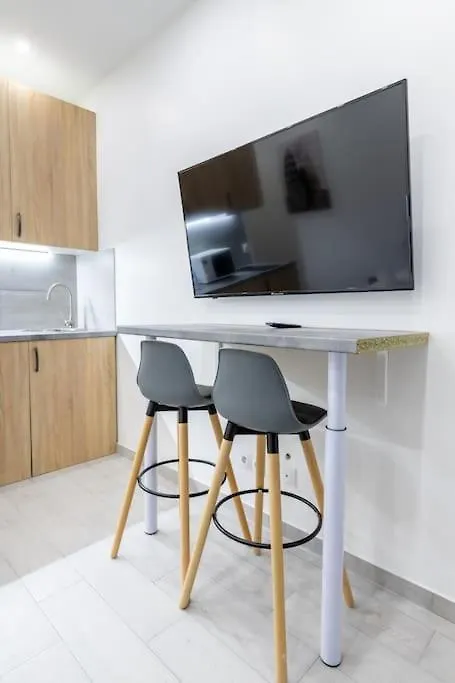 Studio De Charme Au Coeur Des Batignolles *